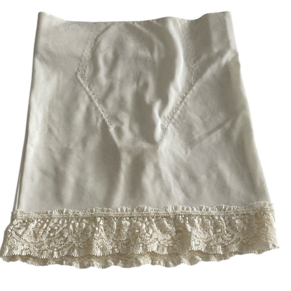 Vintage NWOT Jaclyn Smith mini shapewear slip